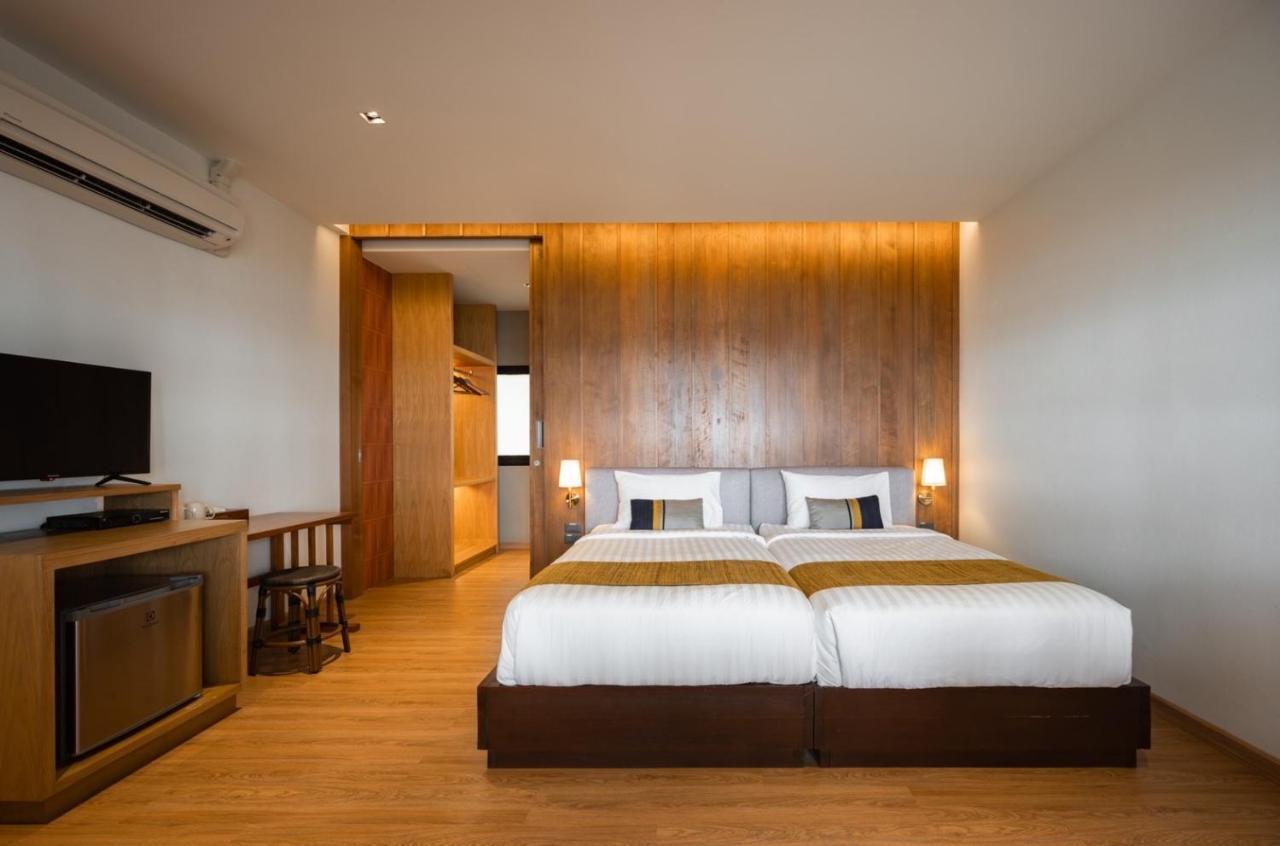 Ban Saithong Beach Resort Bang Saphan Noi Ngoại thất bức ảnh