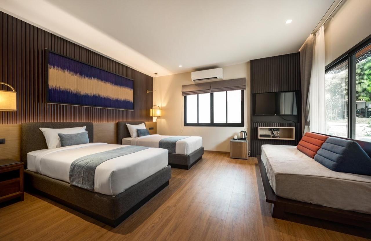 Ban Saithong Beach Resort Bang Saphan Noi Ngoại thất bức ảnh