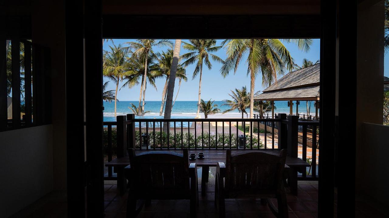 Ban Saithong Beach Resort Bang Saphan Noi Ngoại thất bức ảnh